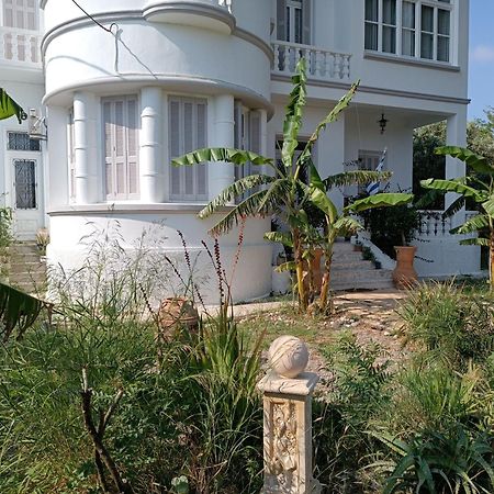 Tower Traditional Pool Villa Кремасті Екстер'єр фото